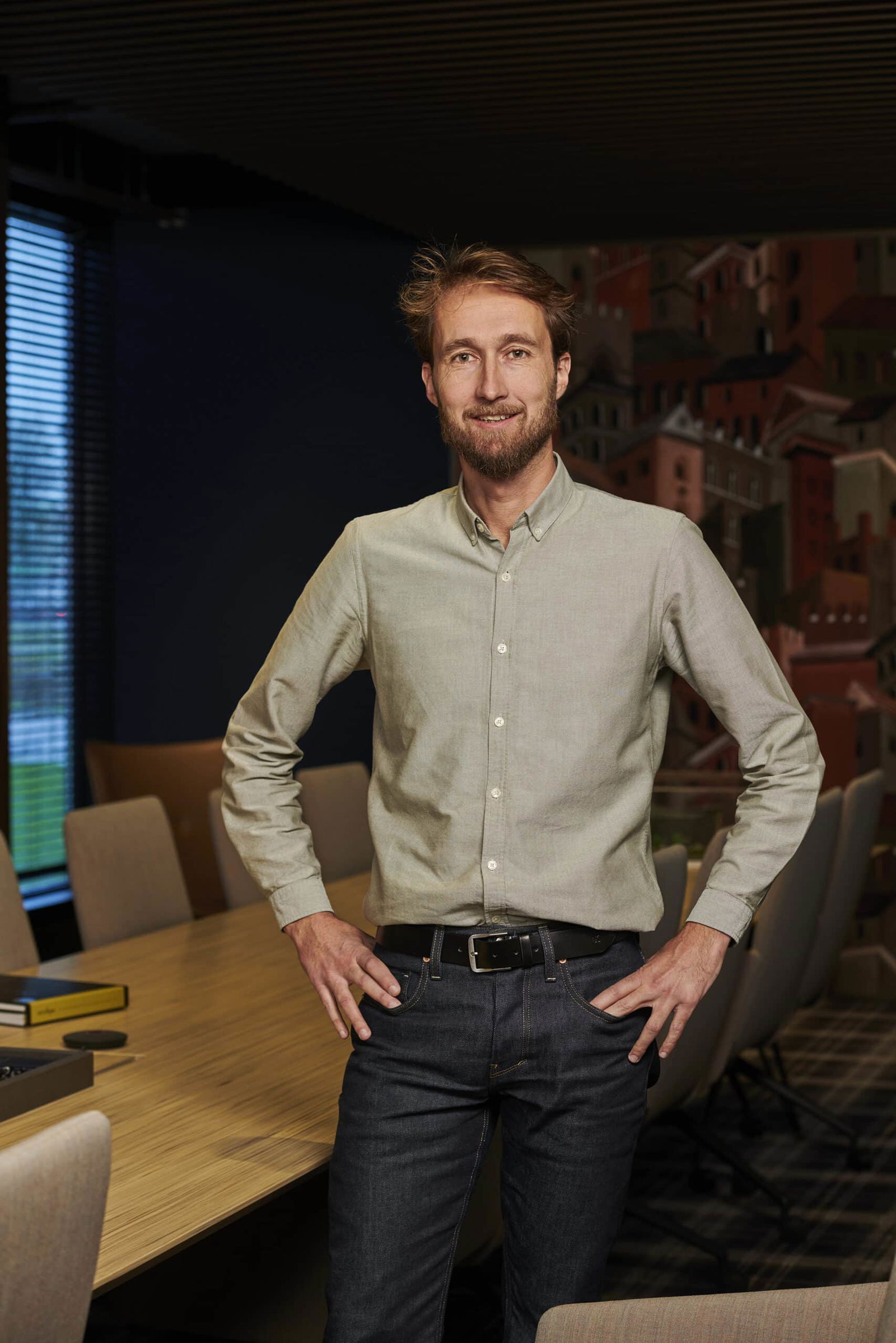 Portretfoto van Joost de Wit, marketing manager bij DecoLegno