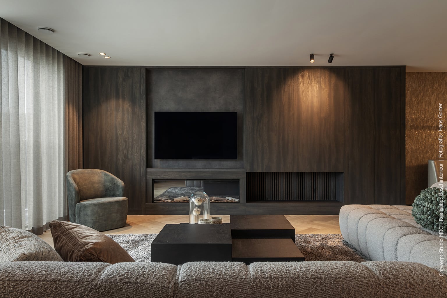 Functionaliteit en elegantie gecombineerd in luxe cinewall